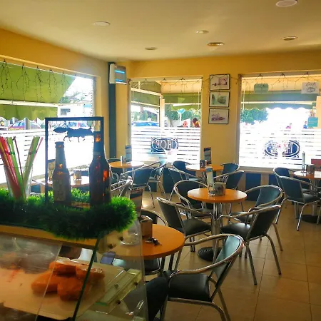 La Estacion Pensión Benajarafe